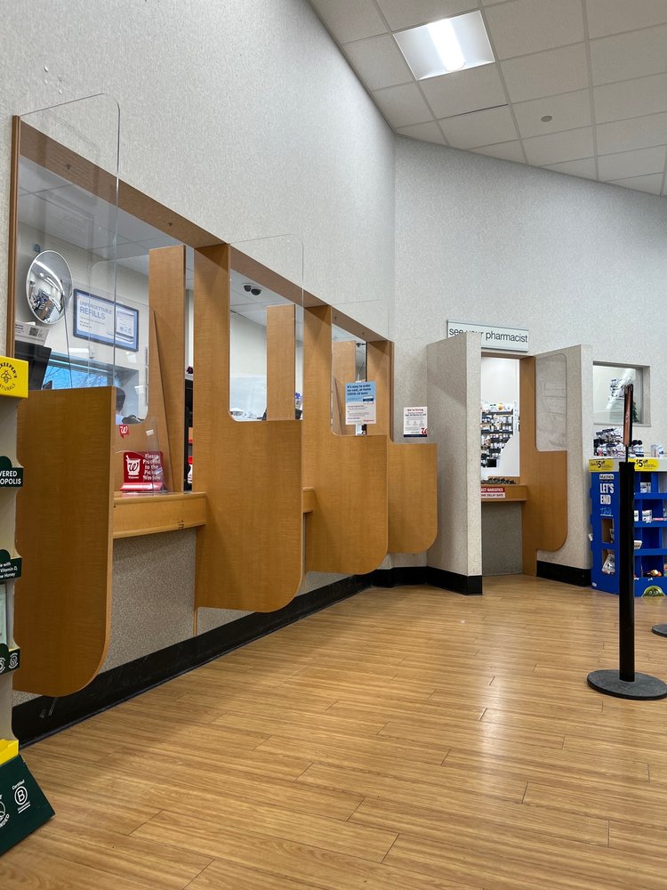 WALGREENS Updated September 2024 12 Photos & 20 Reviews 7200