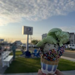 Salty's Inlet Ice Cream