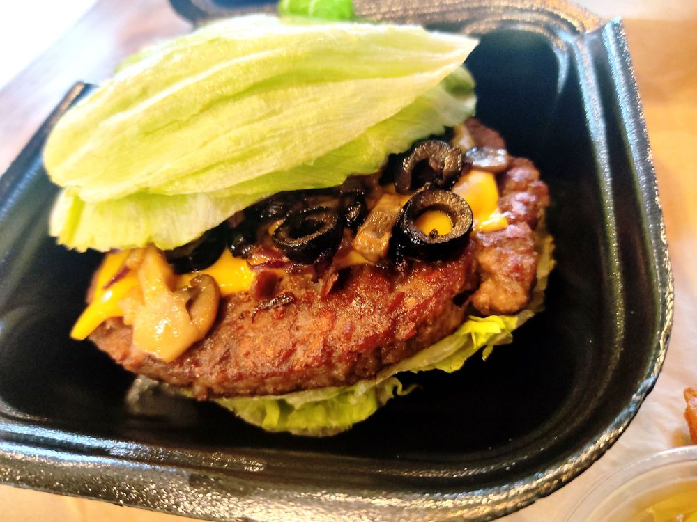 RELISH Updated August 2024 57 Photos & 65 Reviews 914 Baytree Rd