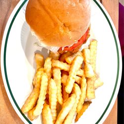 It Don't Matter Family Restaurant - Chicken sandwich and fries