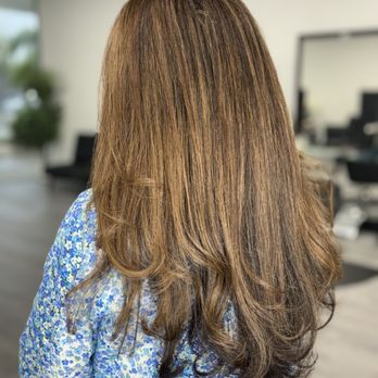 Artistic Trendz Salon - Partial highlights - Hair Salons Near Me - Pembroke Pines, Florida Artistic Trendz Salon - Partial highlights - Hair Salons Near Me - Pembroke Pines, Florida