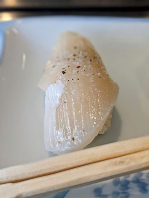 Photo of Sushi Shibucho - Costa Mesa, CA, US. Scallop - no soy sauce