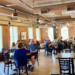Egg Harbor Café - Interior