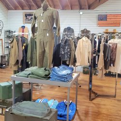 Abandoned Antiques Mall - #WWII #1776 #Vietnam #1812 #Reenactment #History