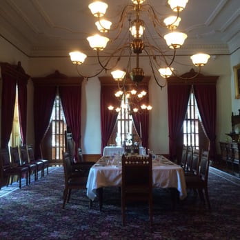 Iolani Palace - Museums Near Me - Honolulu, Hawaii