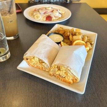 Toast - Buffalo Breakfast Burrito Strawberry Banana Pancakes - American Near Me - Sugar Land, Texas Toast - Buffalo Breakfast Burrito Strawberry Banana Pancakes - American Near Me - Sugar Land, Texas
