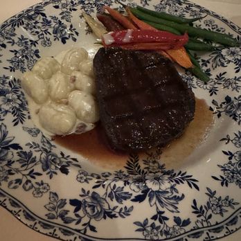 Laurier Catering Co - Beef tenderloin - Caterers Near Me - Mendon, New York Laurier Catering Co - Beef tenderloin - Caterers Near Me - Mendon, New York