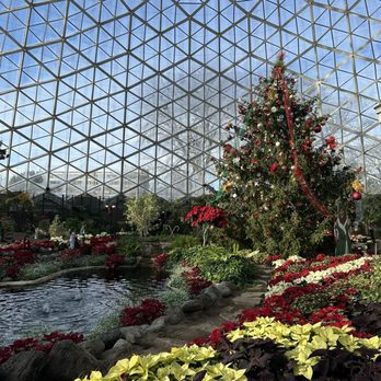 Mitchell Park Domes - Parks Near Me - Milwaukee, Wisconsin