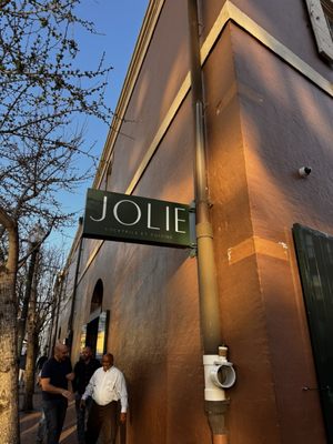 JOLIE by null