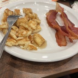 Bacon is chewy and pancakes good