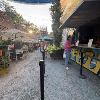 Saint Paul Brewing - Patio/Bar outside - Breweries Near Me - Saint Paul, Minnesota