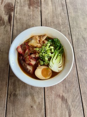 Gold Marquess Wynwood by null