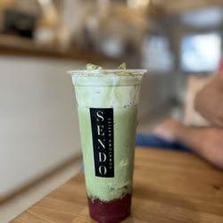 Sendo De Cafe - SENDO de cafe Naples. Matcha strawberry latte