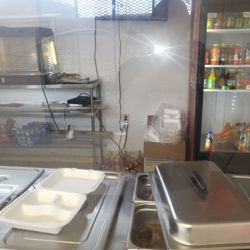 4 Seasons Jerk Center - Inside