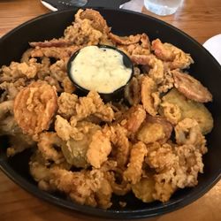 Nola Scala Restaurant - Calamari amongst other fried veggie bits