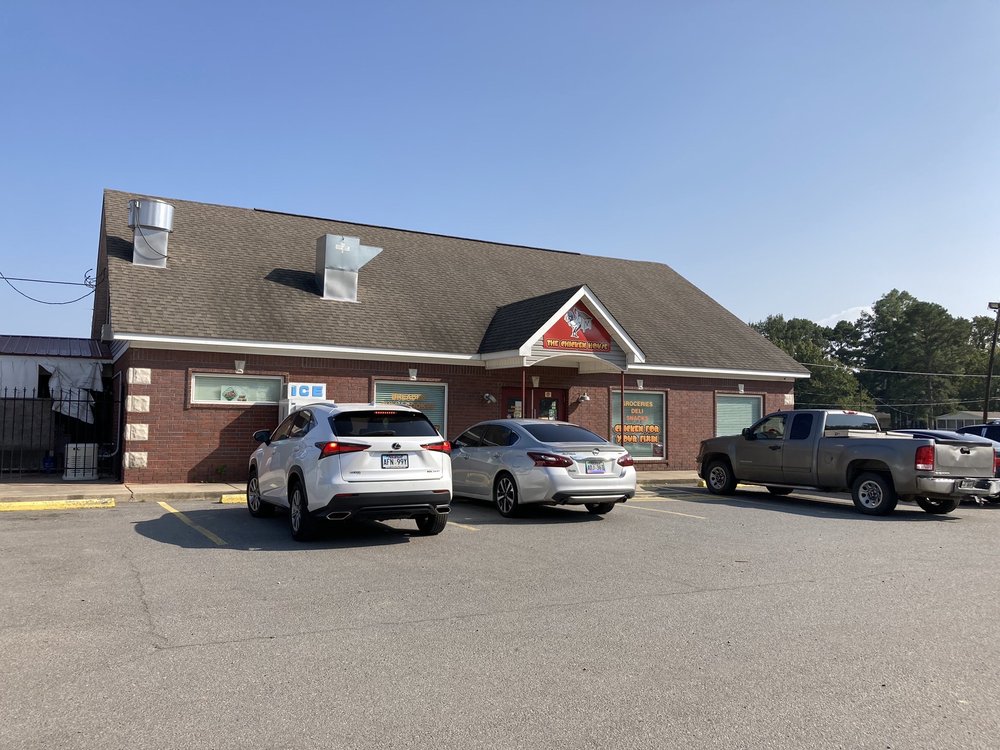 THE CHICKEN HOUSE Updated September 2024 106 N 1st St, Wabbaseka