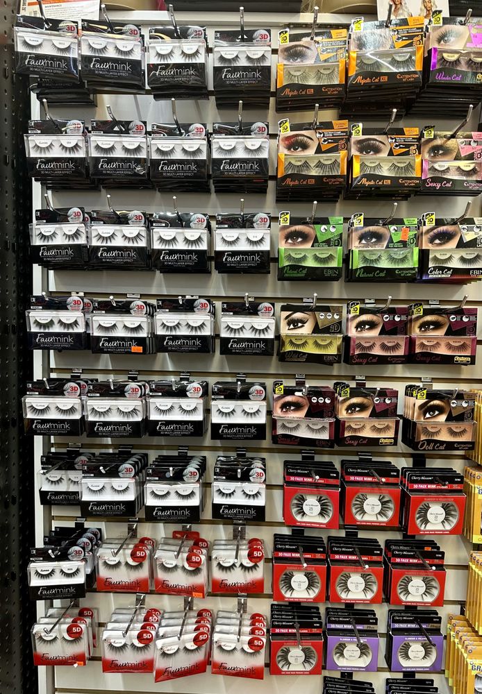 NUNA BEAUTY PLUS Updated August 2024 12 Photos 6716 Tara Blvd