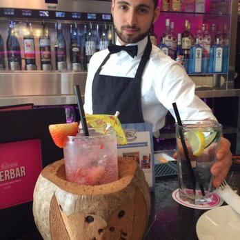 Deville Dinerbar - Diners Near Me - Montreal, Quebec