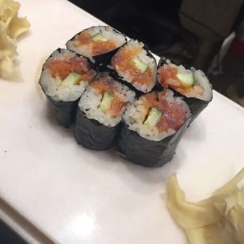 Sushi Murayama - Spicy ahi roll was definitely fresh! - Sushi Bars Near Me - Honolulu, Hawaii Sushi Murayama - Spicy ahi roll was definitely fresh! - Sushi Bars Near Me - Honolulu, Hawaii