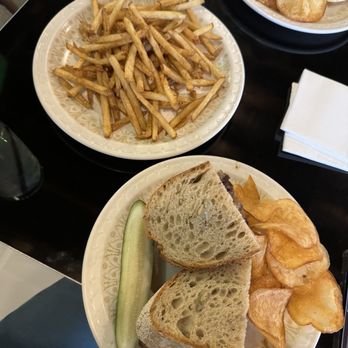 Oak Parker - Patty melt - Cocktail Bars Near Me - Oak Park, Michigan Oak Parker - Patty melt - Cocktail Bars Near Me - Oak Park, Michigan
