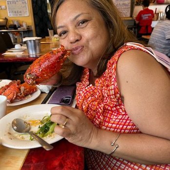 Lobster King - Lobster kisses - Seafood Near Me - Honolulu, Hawaii Lobster King - Lobster kisses - Seafood Near Me - Honolulu, Hawaii