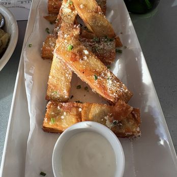 Sixty Vines - Wine Bars Near Me - Winter Park, Florida Sixty Vines - Wine Bars Near Me - Winter Park, Florida
