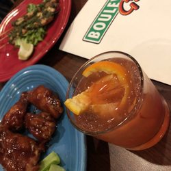 Boulevard Grill - Appetizers - I like the bbq wings