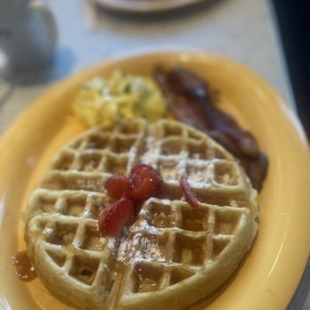 Breakfast Brothers - Waffle Plate - Breakfast & Brunch Near Me - Dallas, Texas Breakfast Brothers - Waffle Plate - Breakfast & Brunch Near Me - Dallas, Texas