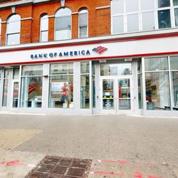 Bank of America Financial Center - Storefront