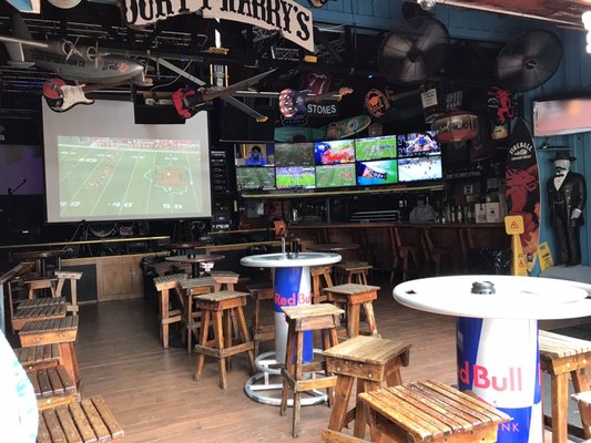 Rick's Bar by null