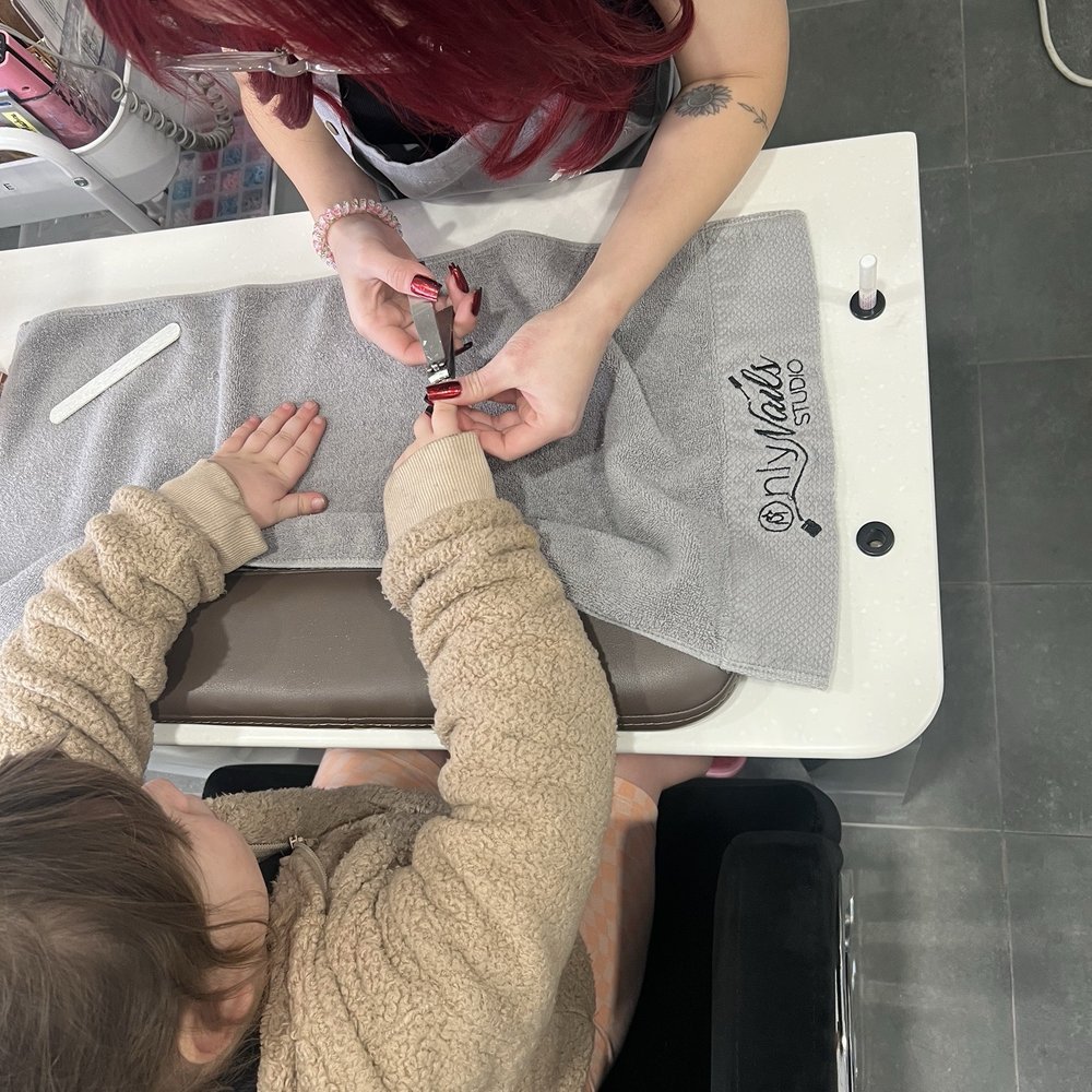 Onlynails Studio - Daughter getting pampered!! lol at 3 years old!! - Nail Salons Near Me - Anaheim, California Onlynails Studio - Daughter getting pampered!! lol at 3 years old!! - Nail Salons Near Me - Anaheim, California