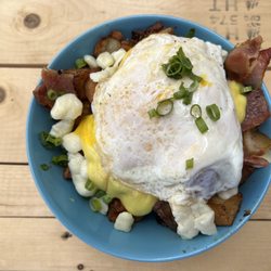 The Little Red Rooster - Gourmet poutine!