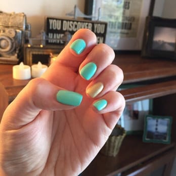 Nails 4 U & Spa - Nail Salons Near Me - Henrico, Virginia