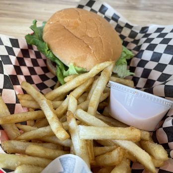Bartels Giant Burger - A $17.43 lunch?? Bartels.... What happened? - Burgers Near Me - Corning, California Bartels Giant Burger - A $17.43 lunch?? Bartels.... What happened? - Burgers Near Me - Corning, California
