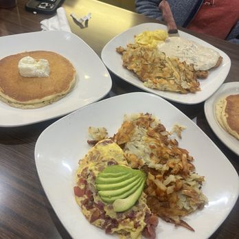 Omelette, Hashbrowns, pancakes, Chicken Fried Steak