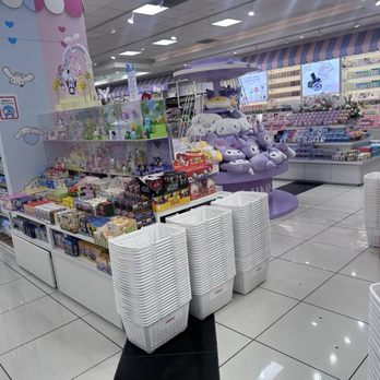 Miniso - Gift Shops Near Me - Montebello, California