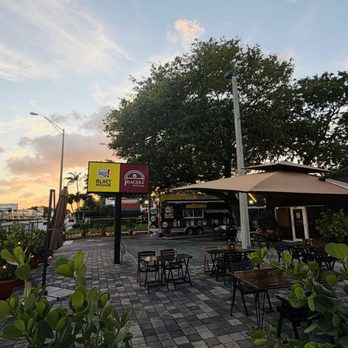 Blast House - Burgers Near Me - Miami, Florida Blast House - Burgers Near Me - Miami, Florida