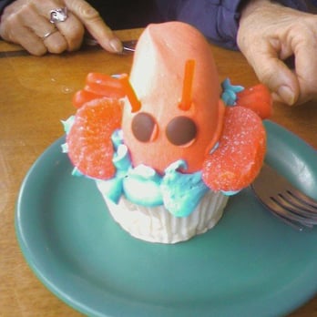 Cap'n Jack's Restaurant - Cap't Jack's Restaurant Lobstacake! - Seafood Near Me - Wakefield, Rhode Island