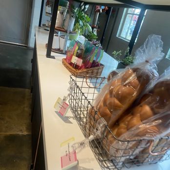 Common Bond Bistro & Bakery - Heights - Bread - Bakeries Near Me - Houston, Texas Common Bond Bistro & Bakery - Heights - Bread - Bakeries Near Me - Houston, Texas
