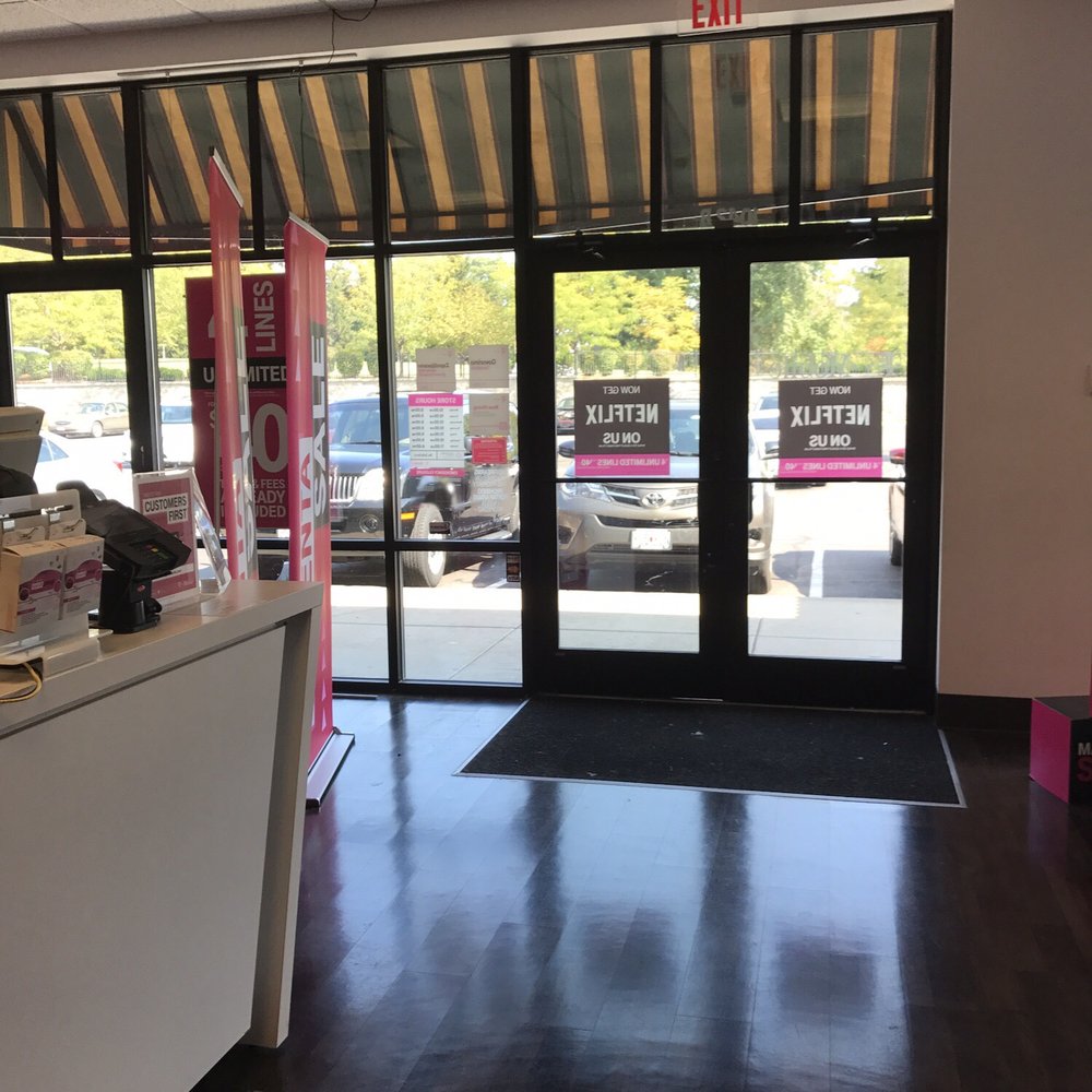 T-Mobile Authorized Retailer - Mobile Phones Near Me - St Louis, Missouri