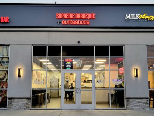 Supreme Barbecue by null