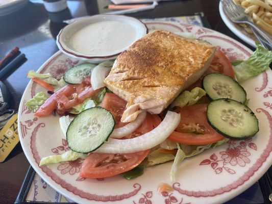 Henri's Cafe by null