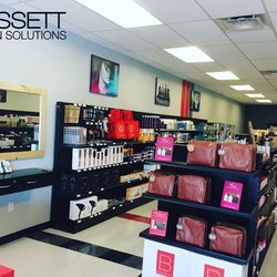 Bassett Salon Solutions - Our Bassett Stores are dedicated to Licensed Salon Professionals!