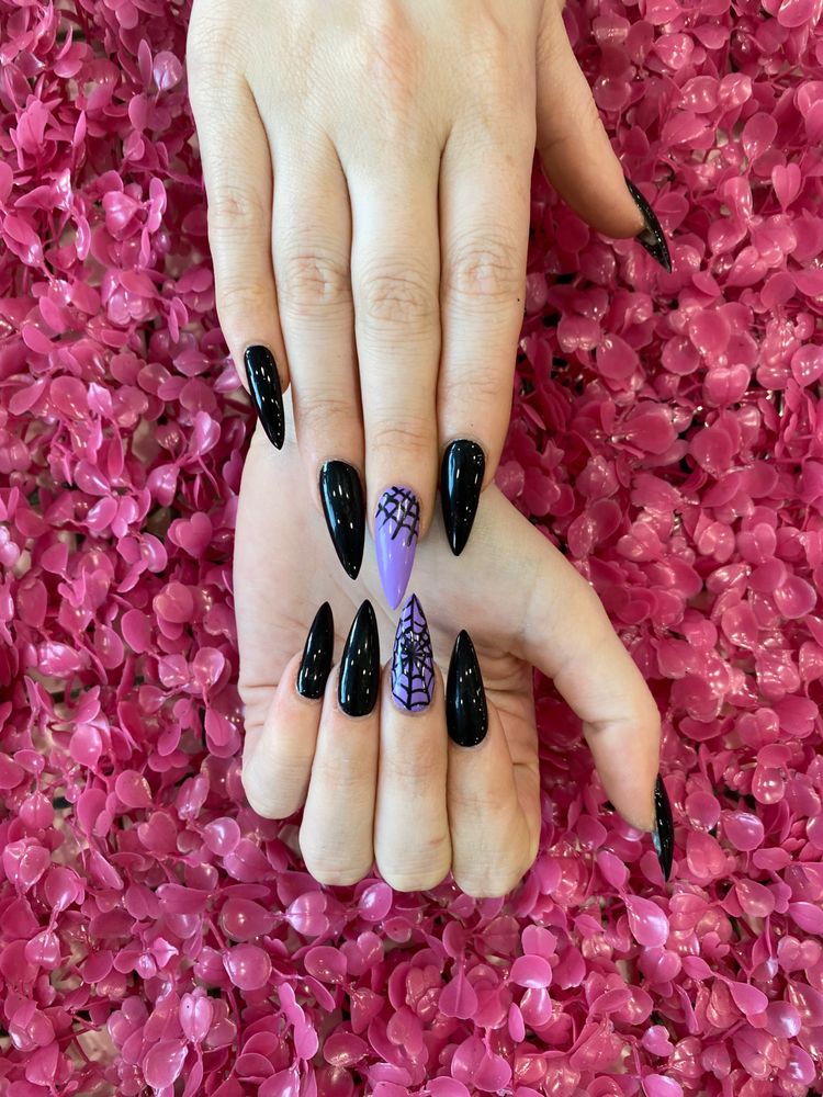 Nailart & Design Logo