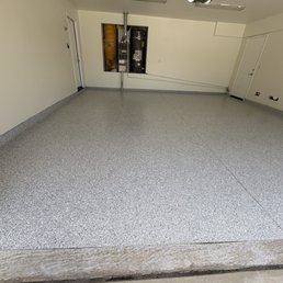 Epoxy floor in garage Epoxy floor in garage