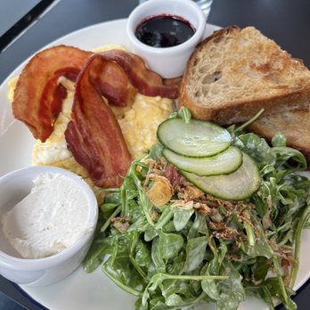 Interstellar - Egg scramble - Coffee & Tea Near Me - Santa Monica, California Interstellar - Egg scramble - Coffee & Tea Near Me - Santa Monica, California