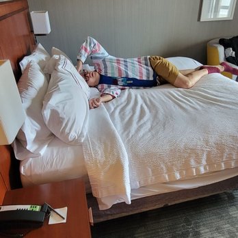 Courtyard by Marriott Chicago Glenview/Northbrook - Hotels Near Me - Glenview, Illinois