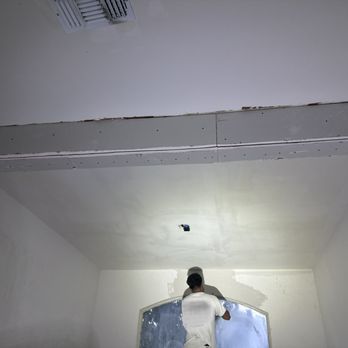 Carlos Interior Painting - Painters Near Me