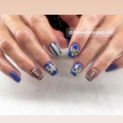 Deluxe Nails Spa 2 - Football nail