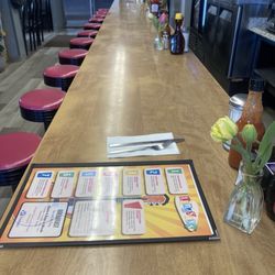 Lindsay's - Clean countertop!